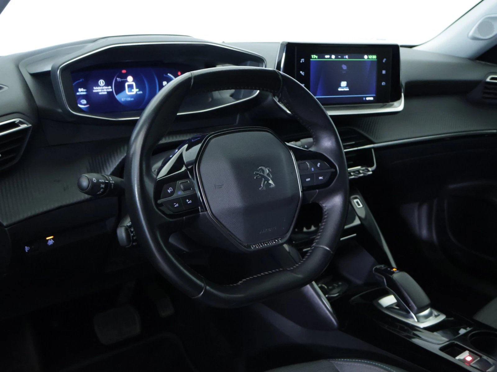 Peugeot 2008 50 kWh Allure Pack, снимка 7 - Автомобили и джипове - 54253362