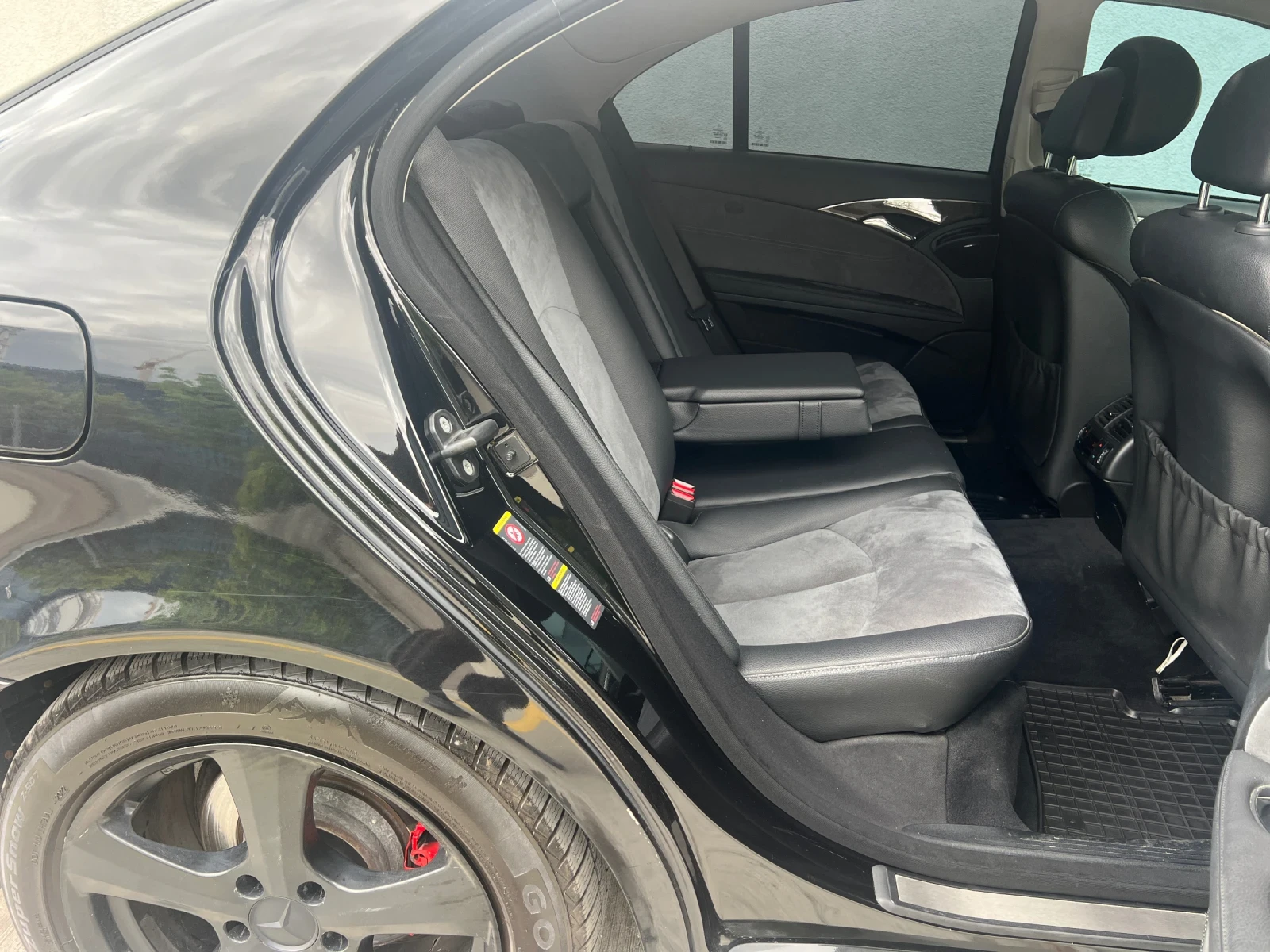 Mercedes-Benz E 320 //EVO Avantgarde, снимка 12 - Автомобили и джипове - 54382753
