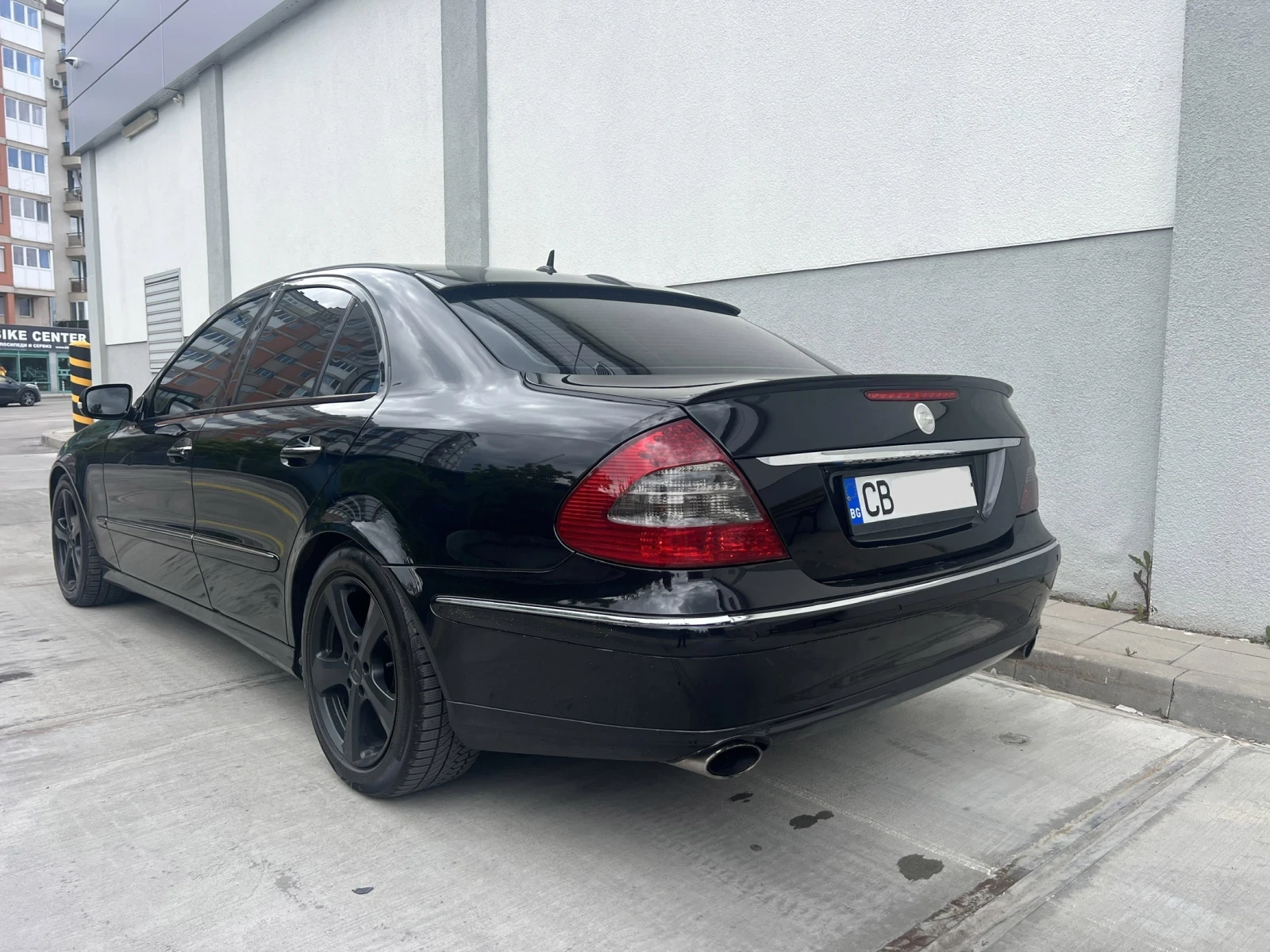 Mercedes-Benz E 320 //EVO Avantgarde, снимка 5 - Автомобили и джипове - 54382753