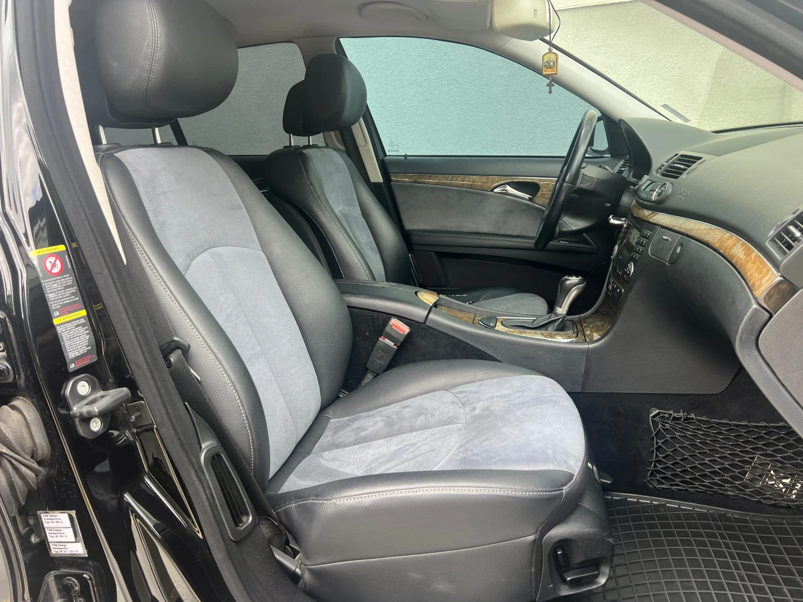 Mercedes-Benz E 320 //EVO Avantgarde, снимка 11 - Автомобили и джипове - 54382753