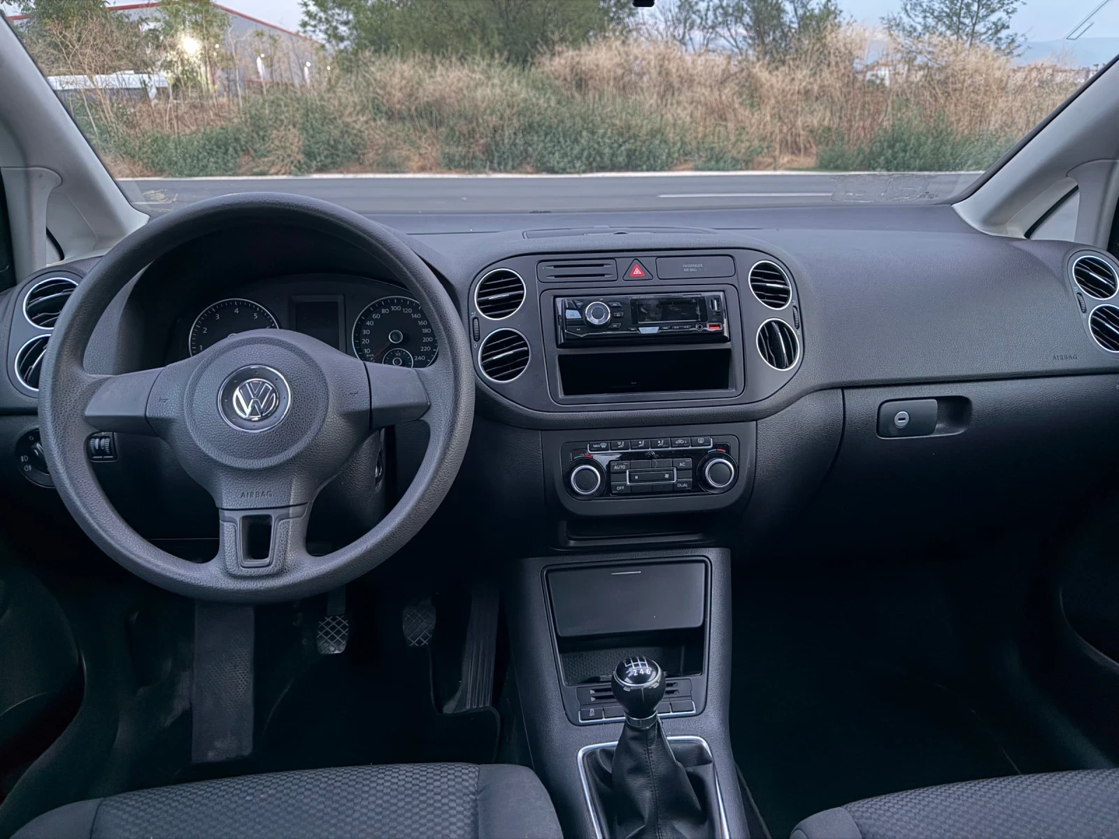 VW Golf Plus VI 1.2 105к.с. Клима, снимка 9 - Автомобили и джипове - 55836896