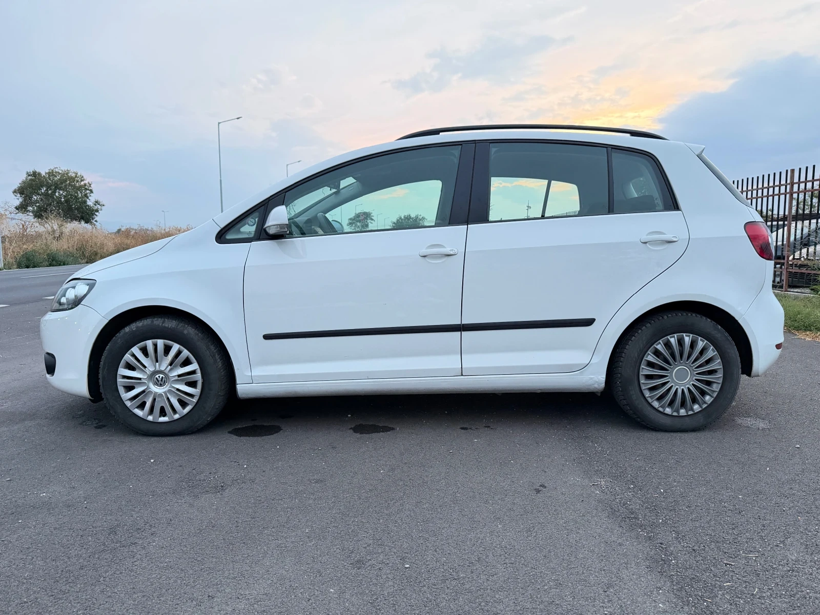 VW Golf Plus VI 1.2 105к.с. Клима, снимка 2 - Автомобили и джипове - 55836896