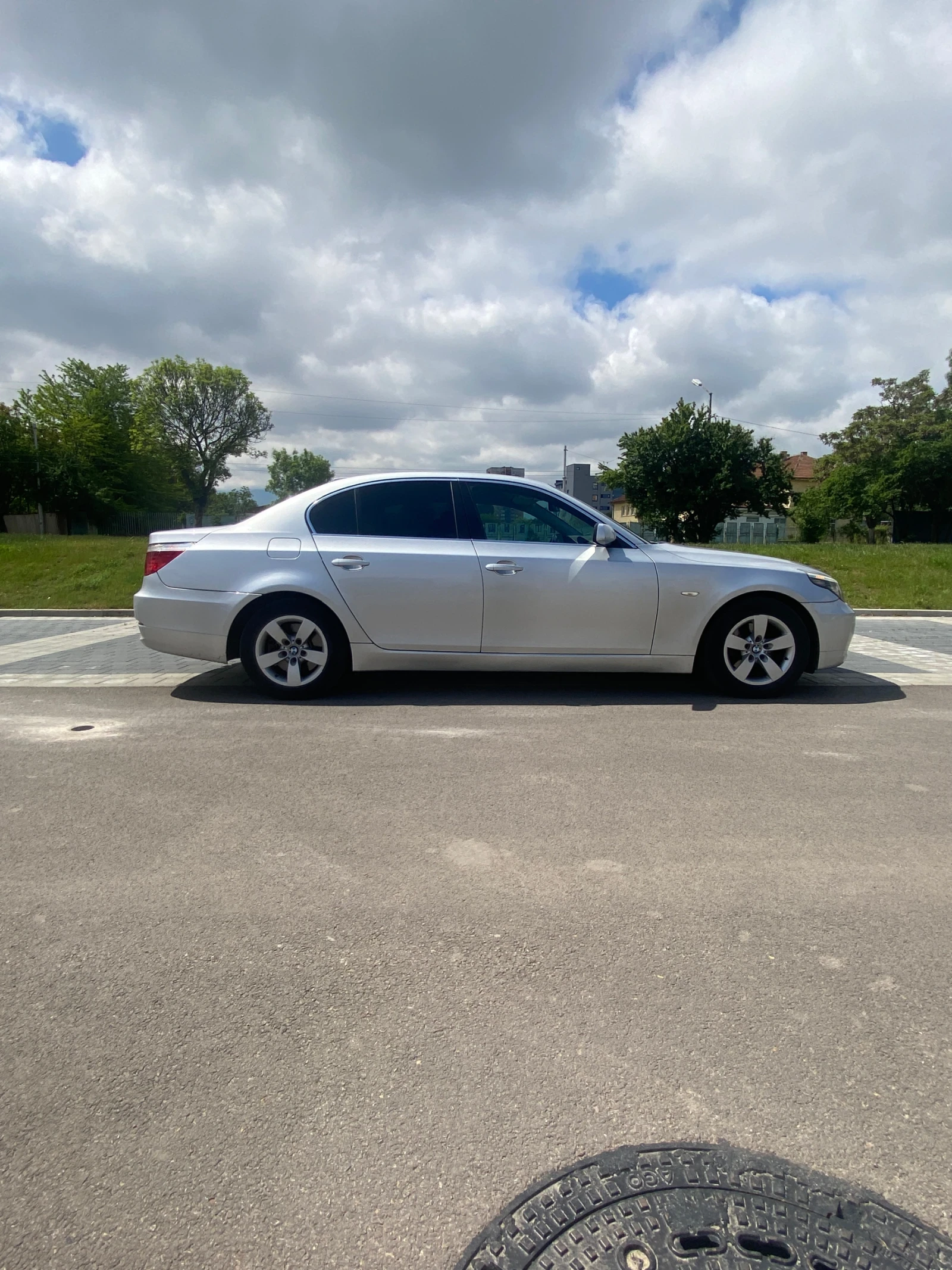 BMW 520 LCI, снимка 2 - Автомобили и джипове - 54609461