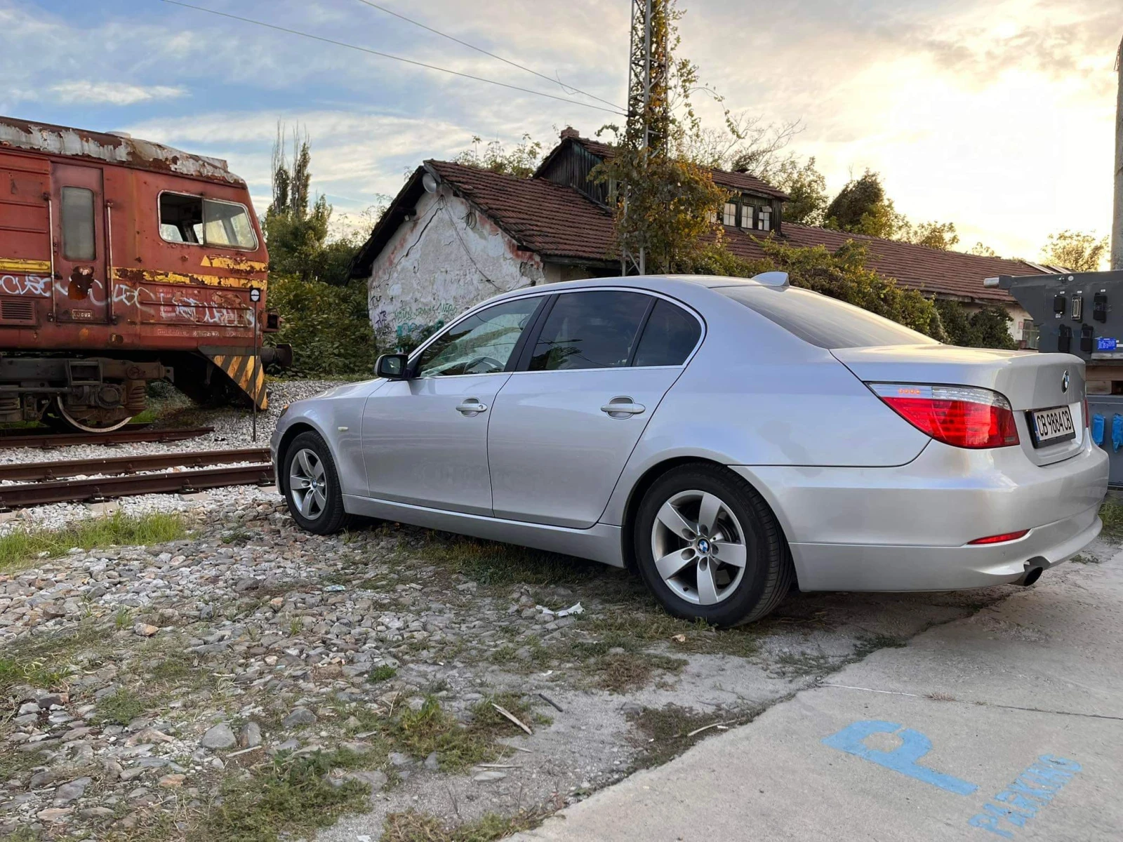 BMW 520 LCI, снимка 8 - Автомобили и джипове - 54609461