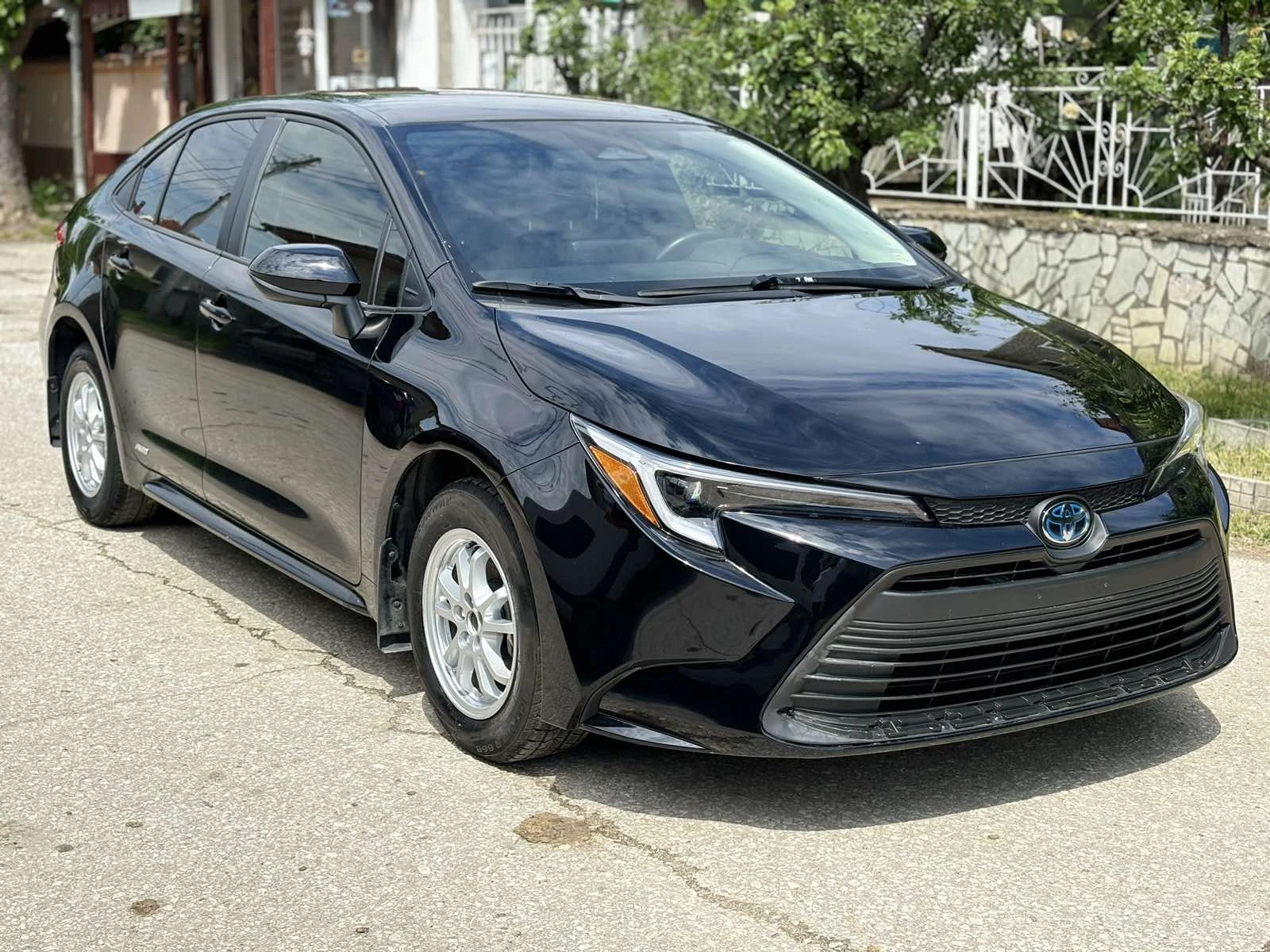 Toyota Corolla 1.8 AWD, снимка 4 - Автомобили и джипове - 54619751