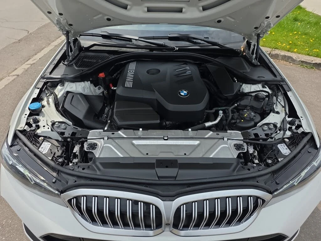 BMW 330 xDrive* АвтоКредит * (ЦЕНА ДО БГ), снимка 17 - Автомобили и джипове - 54634644