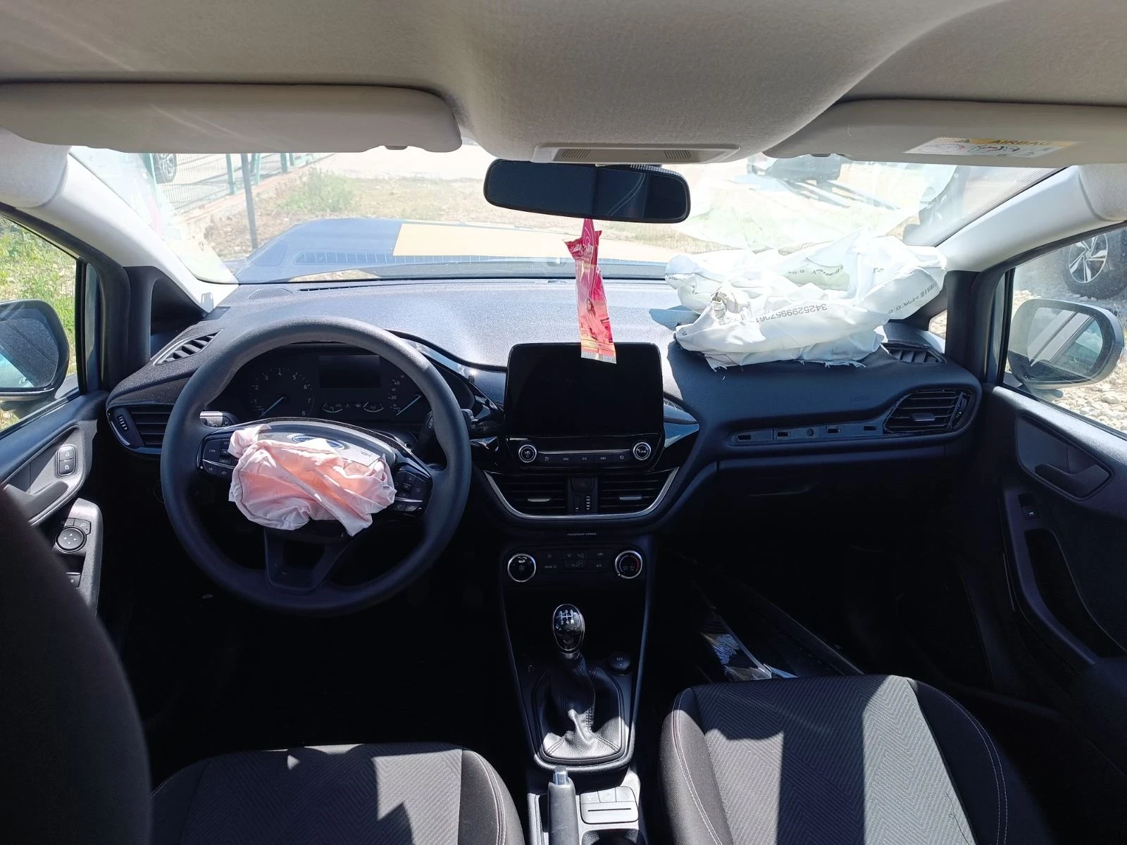 Ford Fiesta 1.1Ti-VCT  FSJA1, снимка 5 - Автомобили и джипове - 54865932
