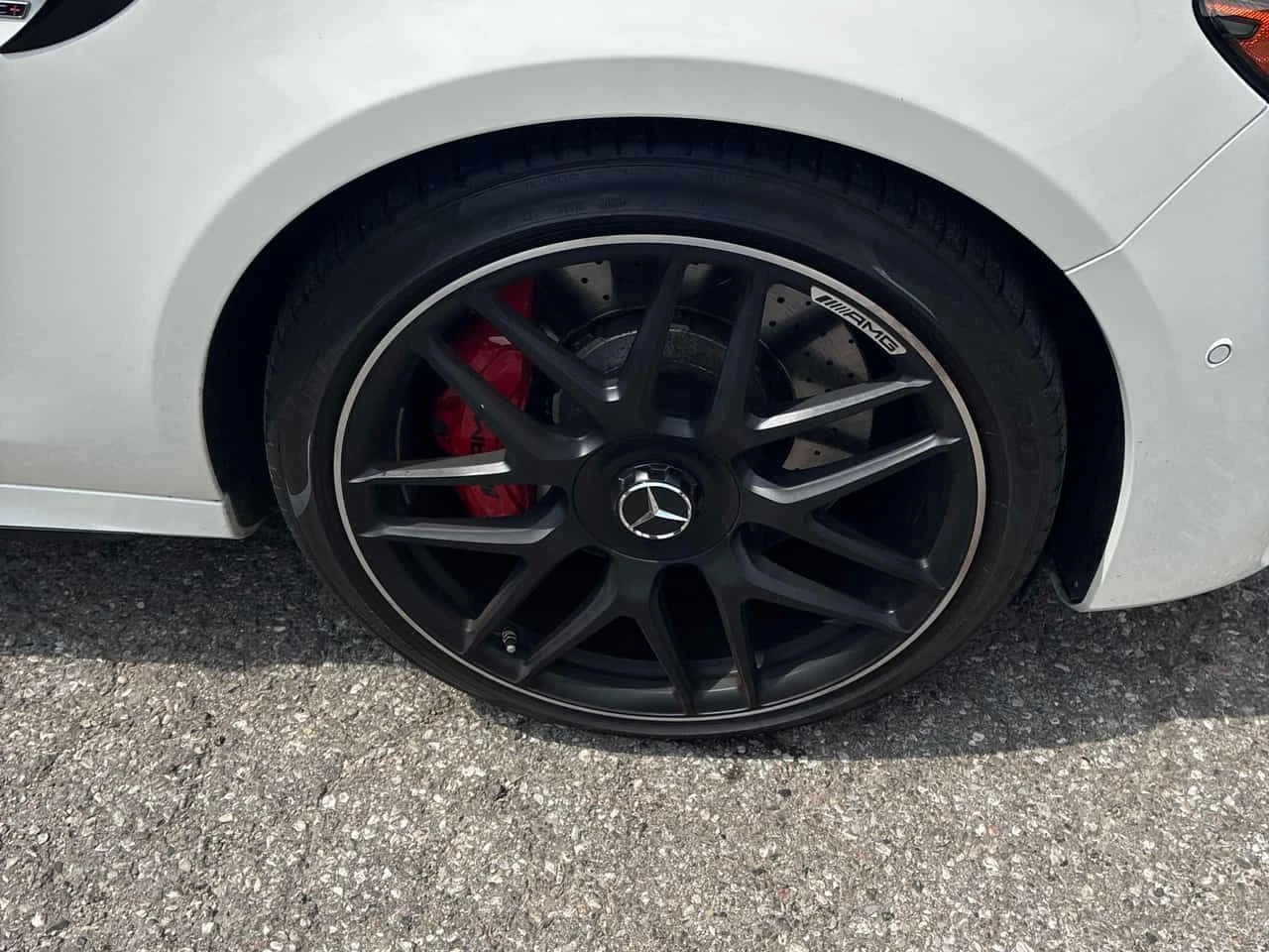 Mercedes-Benz E 63 AMG S * CARFAX * HEAD UP * ОБДУХВАНЕ * 360 * BURMESTER, снимка 7 - Автомобили и джипове - 55241199