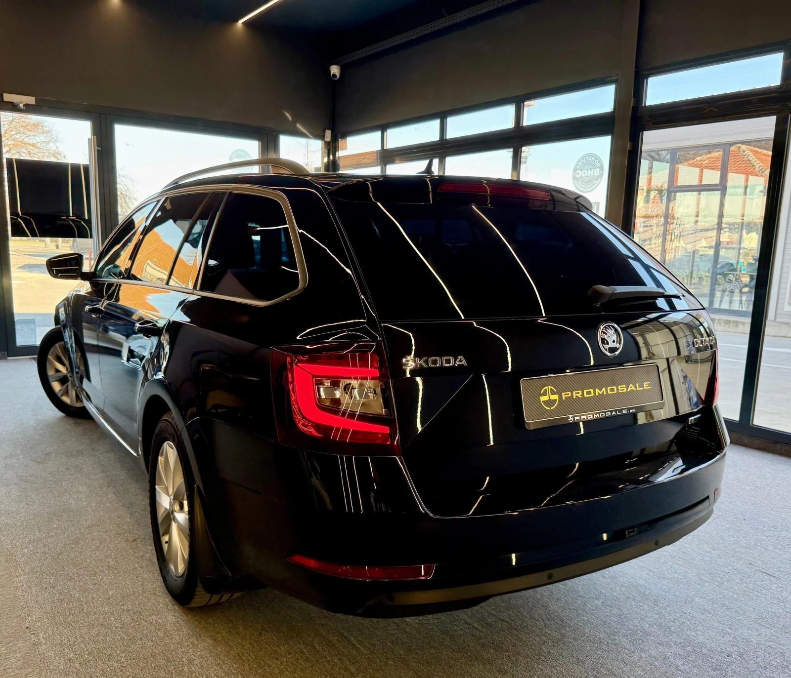 Skoda Octavia Подгрев* Carplay* ЛИЗИНГ , снимка 4 - Автомобили и джипове - 55352564