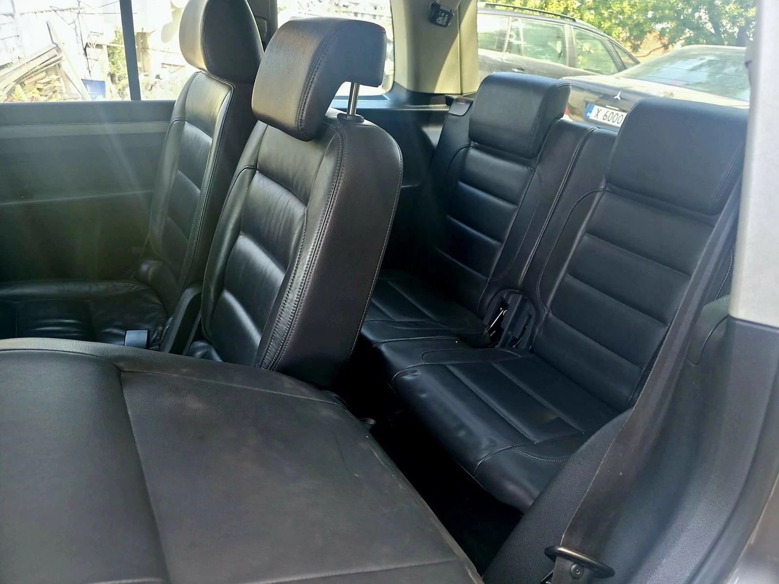 VW Touran CROSS, снимка 7 - Автомобили и джипове - 55403985