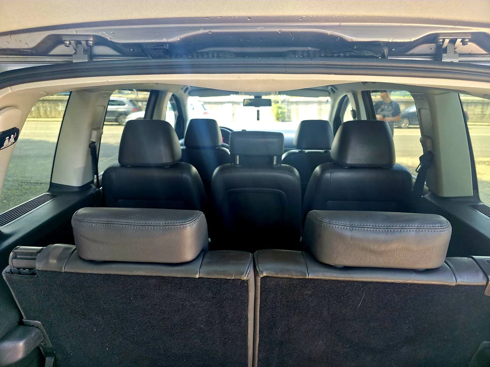 VW Touran CROSS, снимка 8 - Автомобили и джипове - 55403985