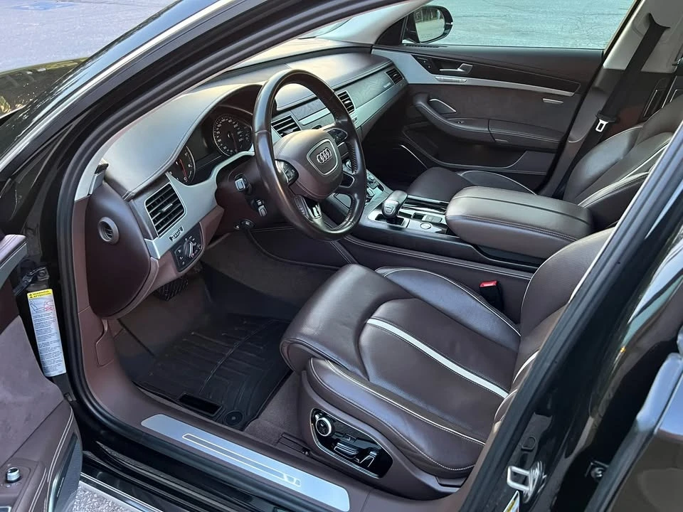 Audi A8 * LONG * ТЕЛЕВИЗОРИ * ХЛАДИЛНИК * ДИСТРОНИК * B&O, снимка 10 - Автомобили и джипове - 55442175