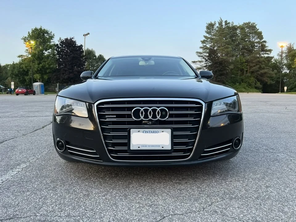 Audi A8 * LONG * ТЕЛЕВИЗОРИ * ХЛАДИЛНИК * ДИСТРОНИК * B&O, снимка 8 - Автомобили и джипове - 55442175