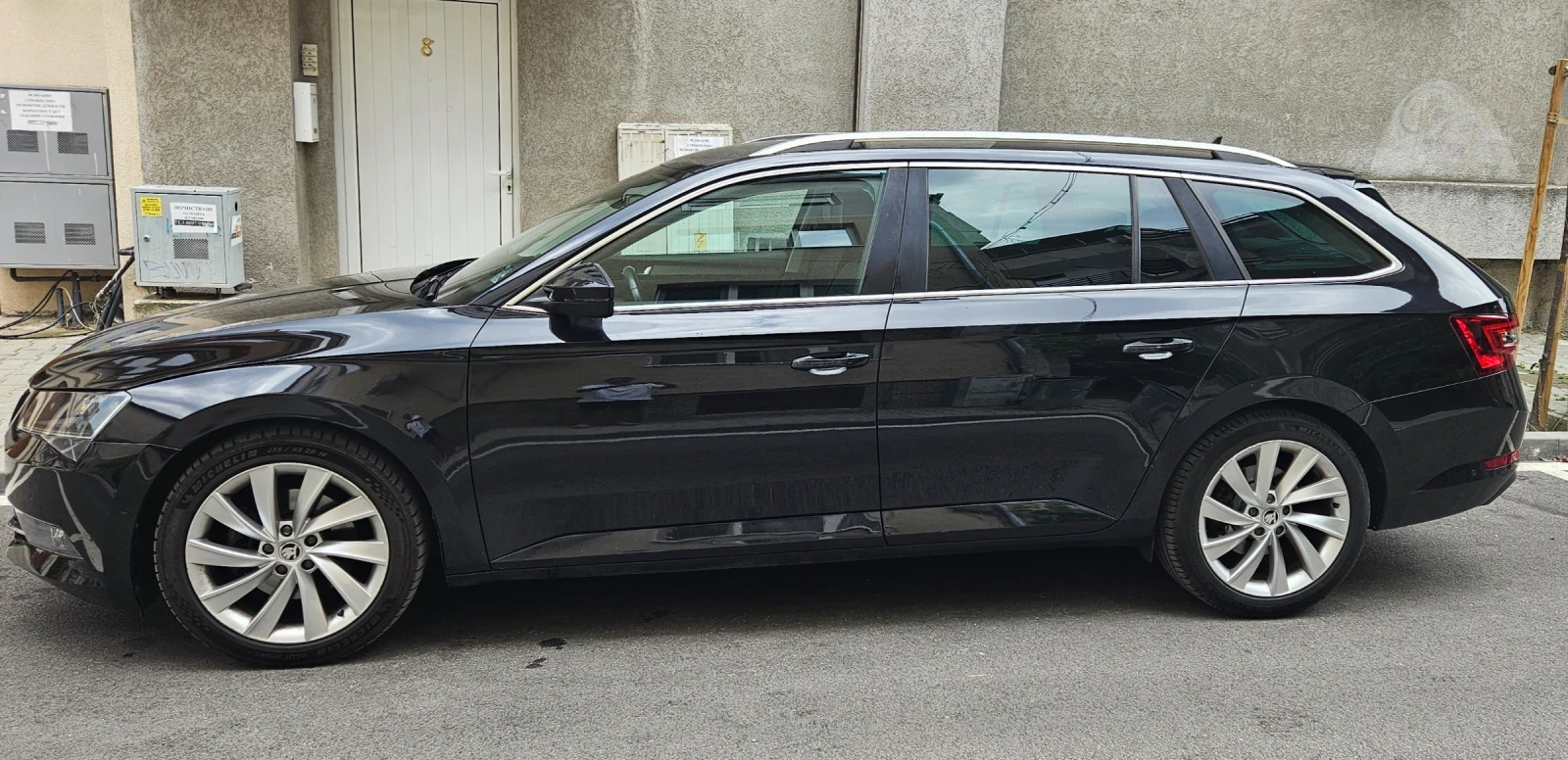 Skoda Superb, снимка 3 - Автомобили и джипове - 55677611