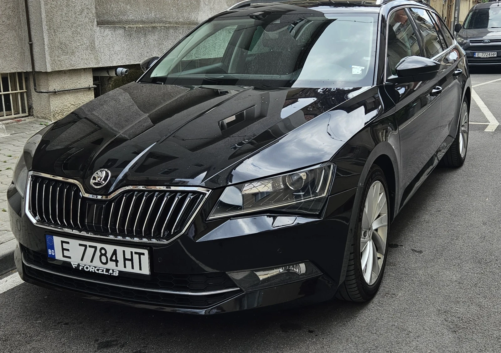 Skoda Superb, снимка 2 - Автомобили и джипове - 55677611