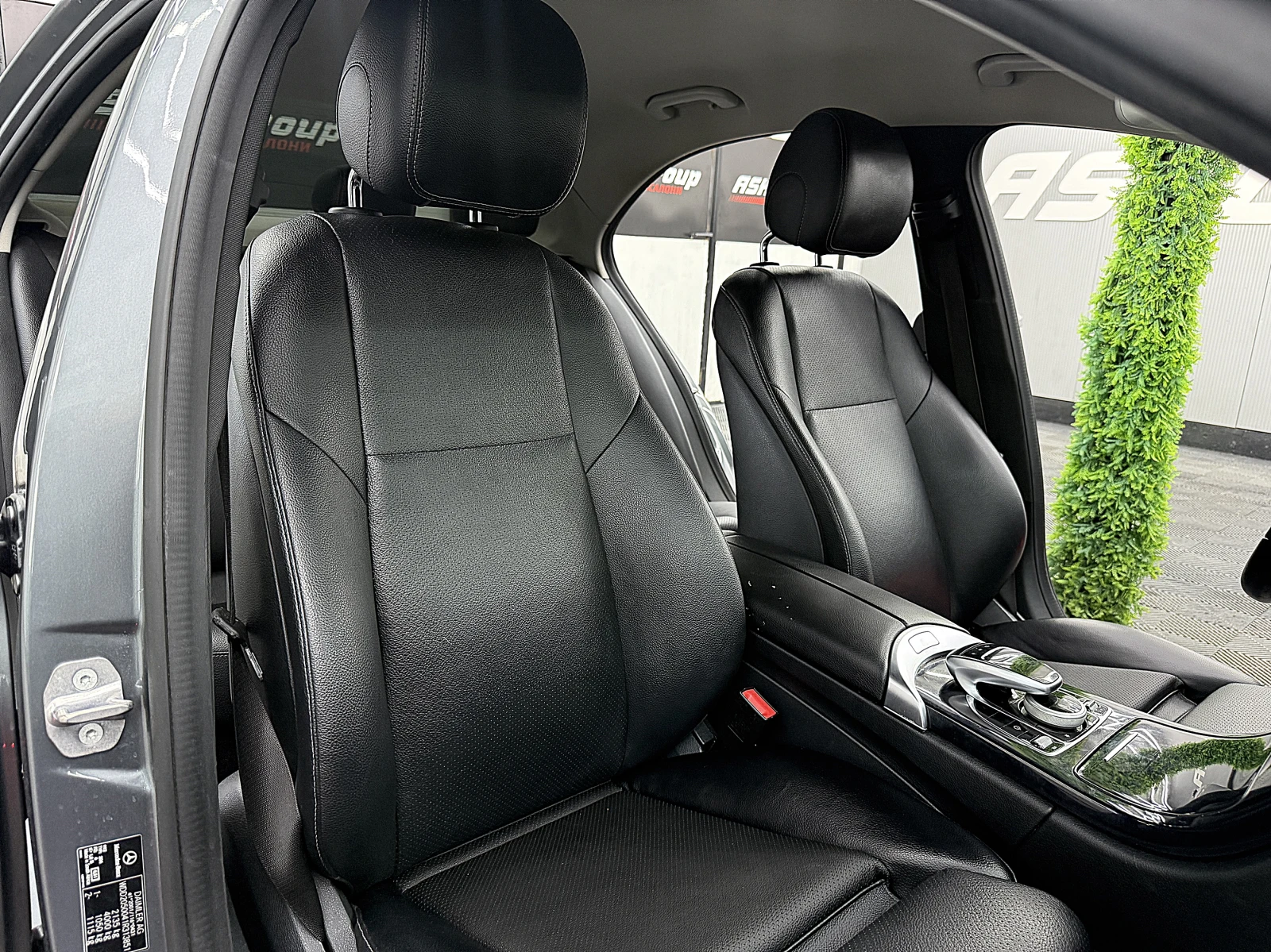 Mercedes-Benz C 220 AMG-Line/9GT/KAMERA/СОБСТВЕН ЛИЗИНГ, снимка 12 - Автомобили и джипове - 55687882