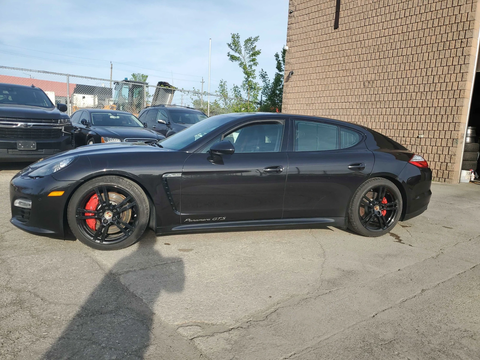 Porsche Panamera GTS * ПЪТУВА КЪМ БЪЛГАРИЯ!, снимка 2 - Автомобили и джипове - 56305479