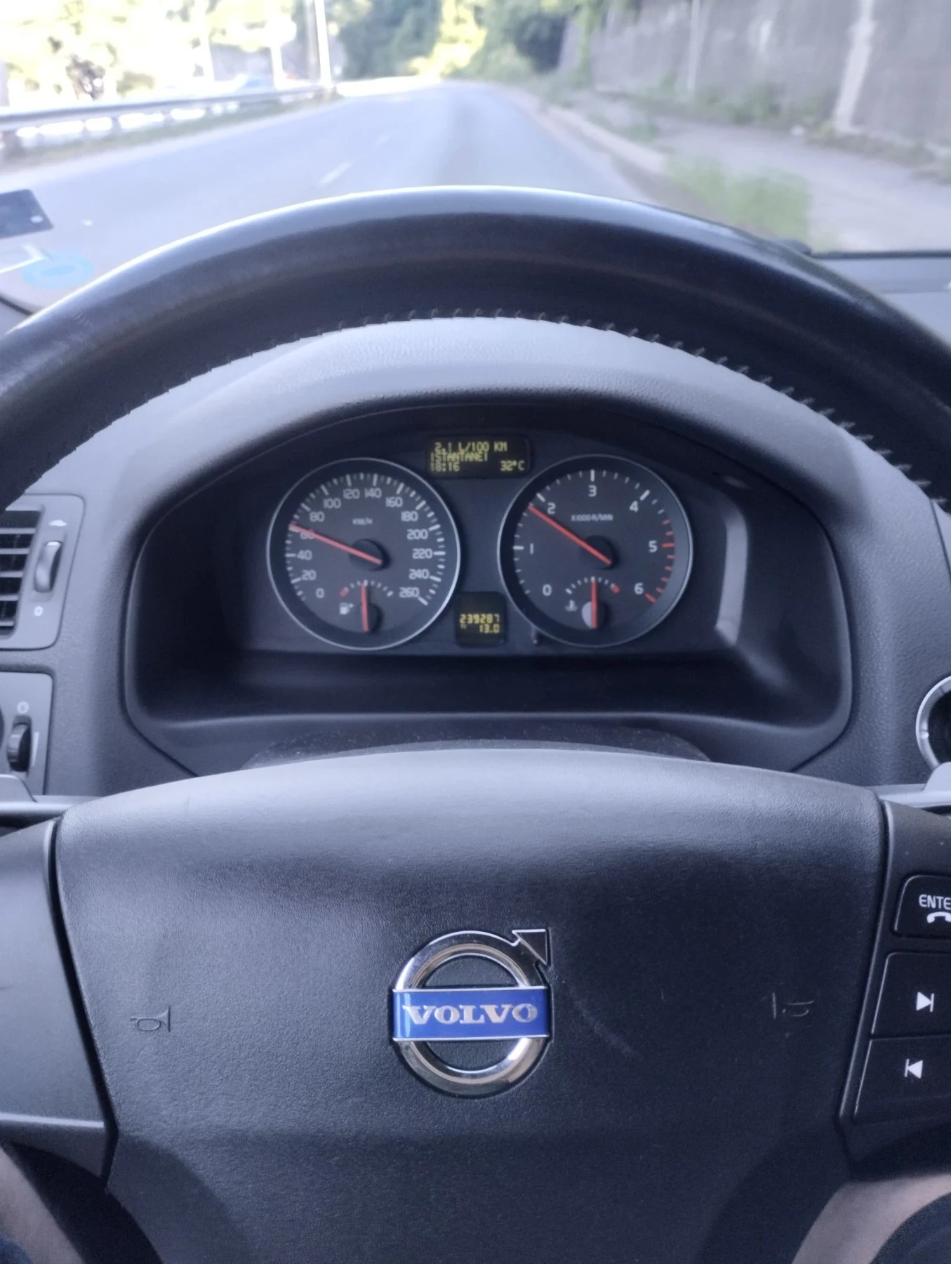 Volvo V50 D2, снимка 7 - Автомобили и джипове - 56341154