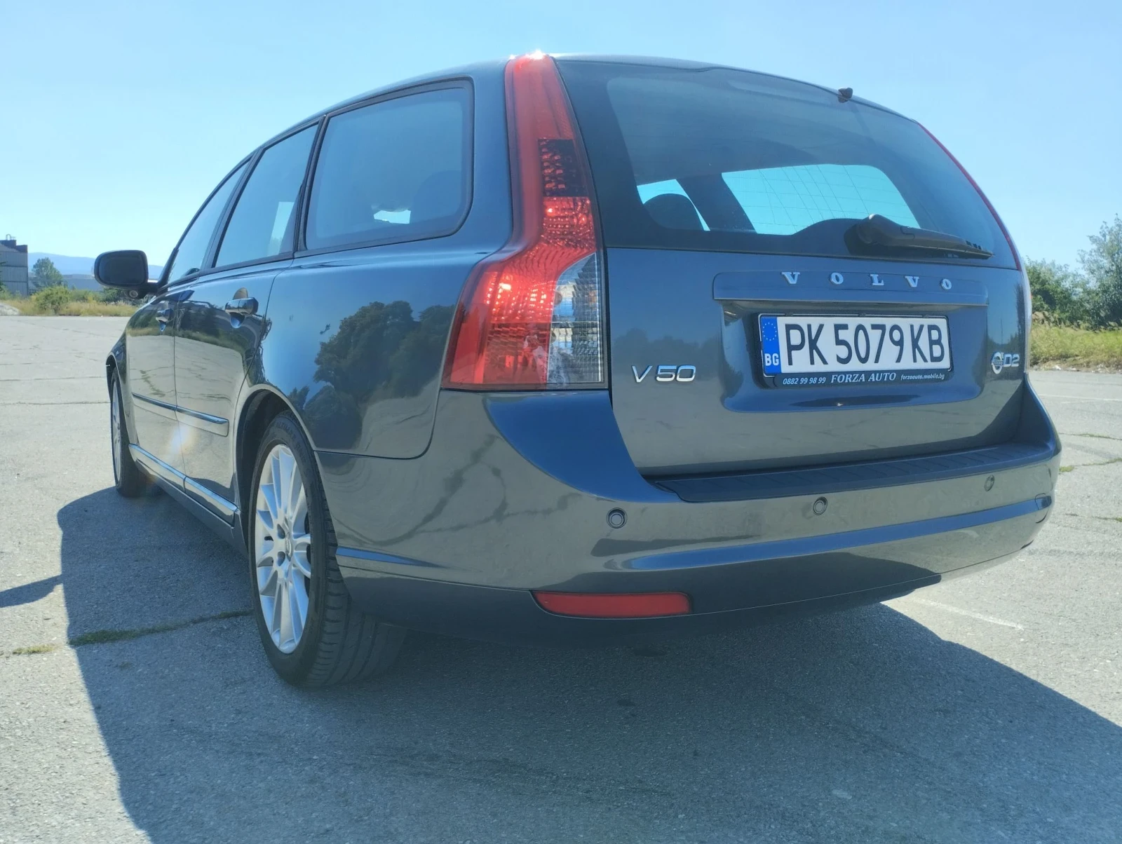 Volvo V50 D2, снимка 3 - Автомобили и джипове - 56341154