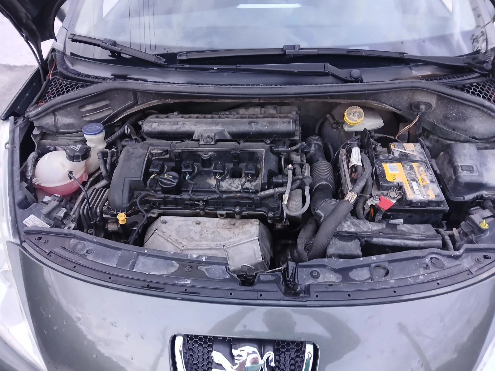 Peugeot 207 1.4, снимка 10 - Автомобили и джипове - 56549188