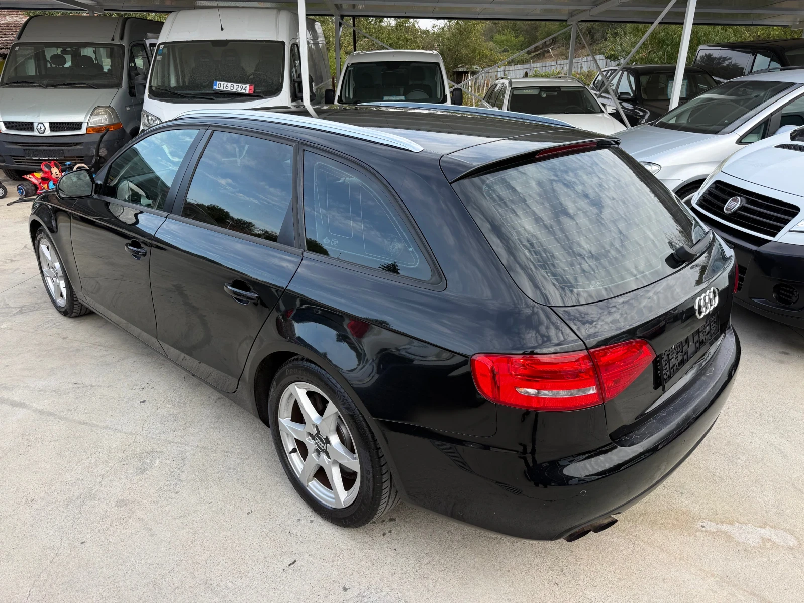 Audi A4 1.8i ЛИЗИНГ, снимка 7 - Автомобили и джипове - 56605057