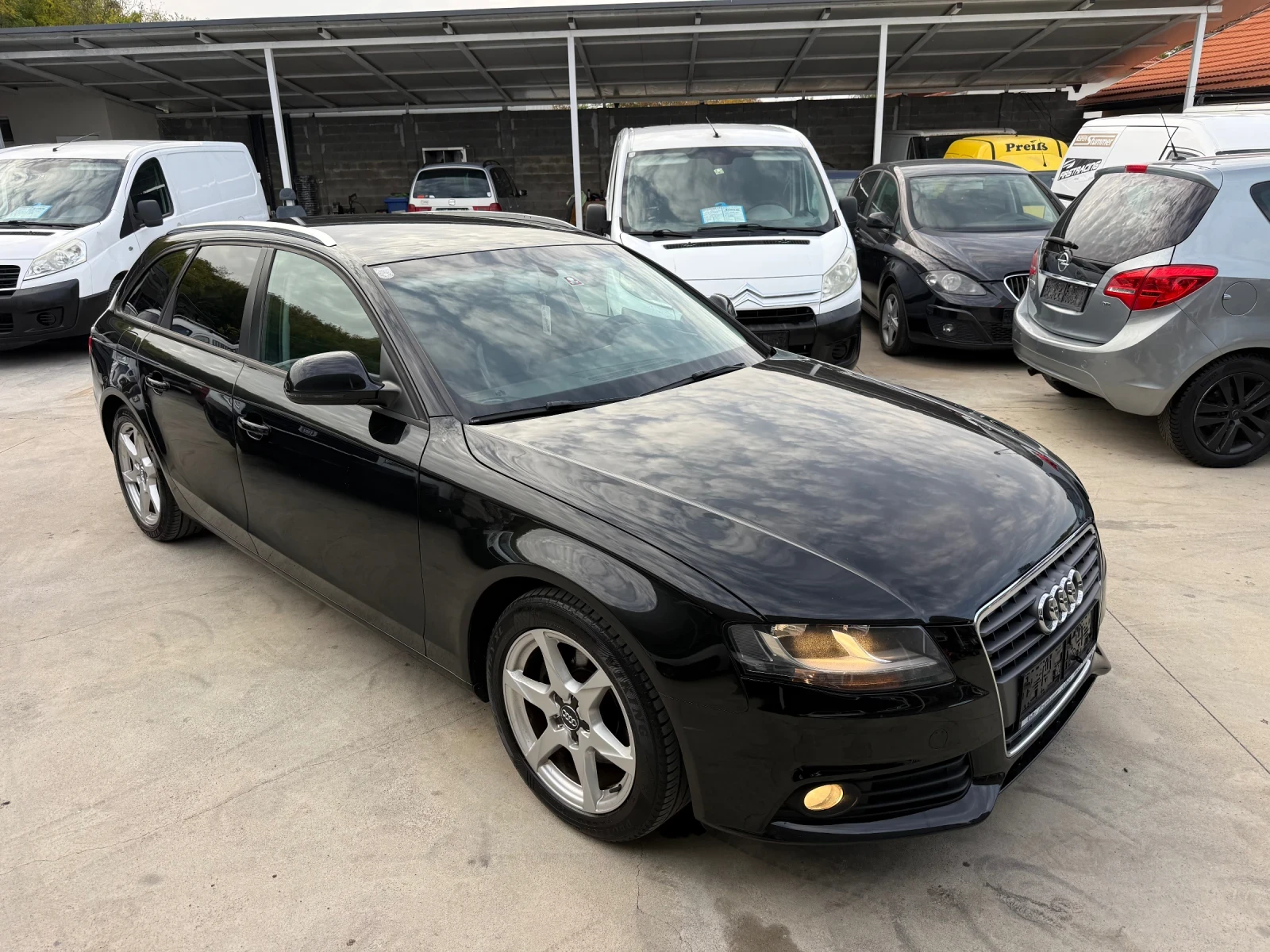 Audi A4 1.8i ЛИЗИНГ, снимка 3 - Автомобили и джипове - 56605057