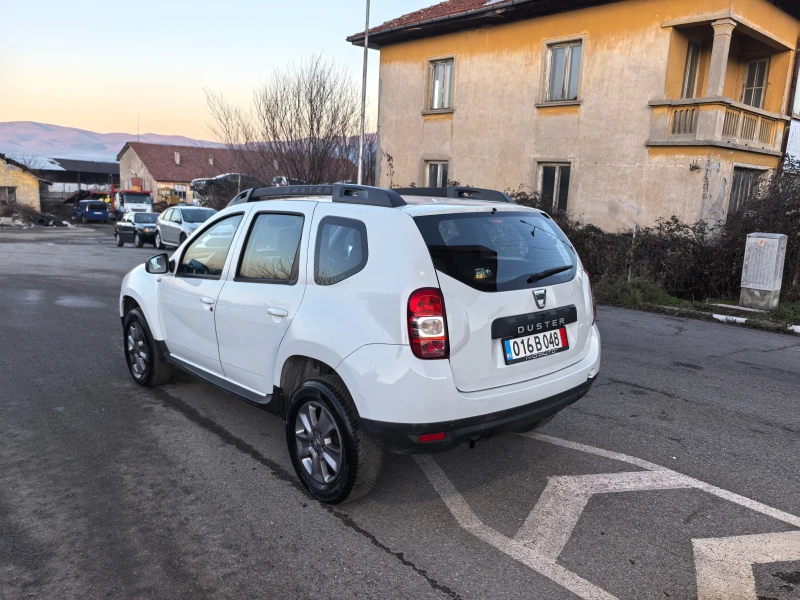 Dacia Duster Gaz  1.6, снимка 5 - Автомобили и джипове - 48625571