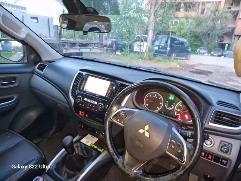 Mitsubishi L200 WARIOR, снимка 12 - Автомобили и джипове - 52382517