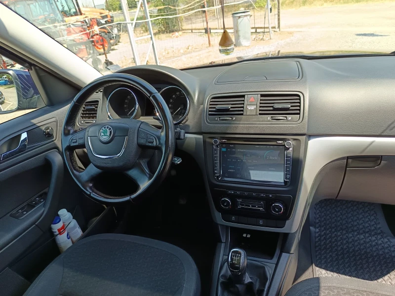Skoda Yeti 2.0 TDI 110 hp, снимка 13 - Автомобили и джипове - 50923365