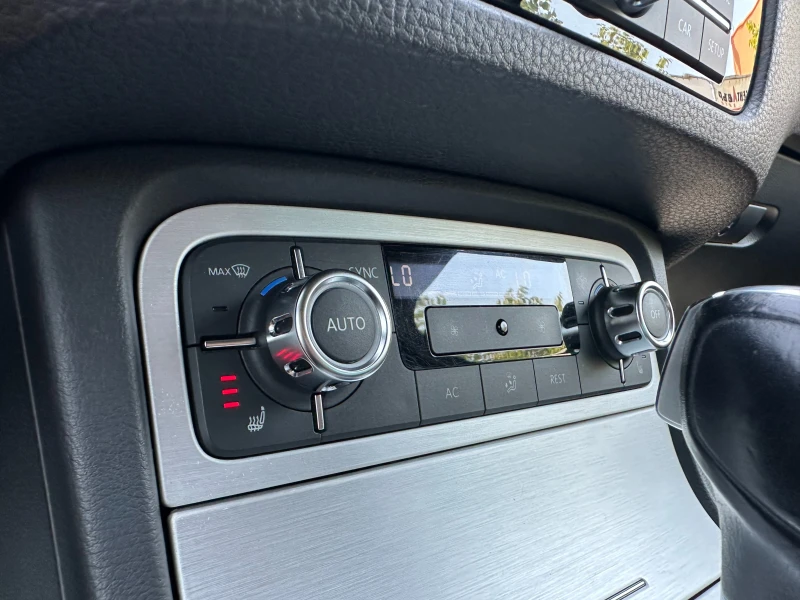 VW Touareg 4.2d 340 к.с., снимка 14 - Автомобили и джипове - 51165849