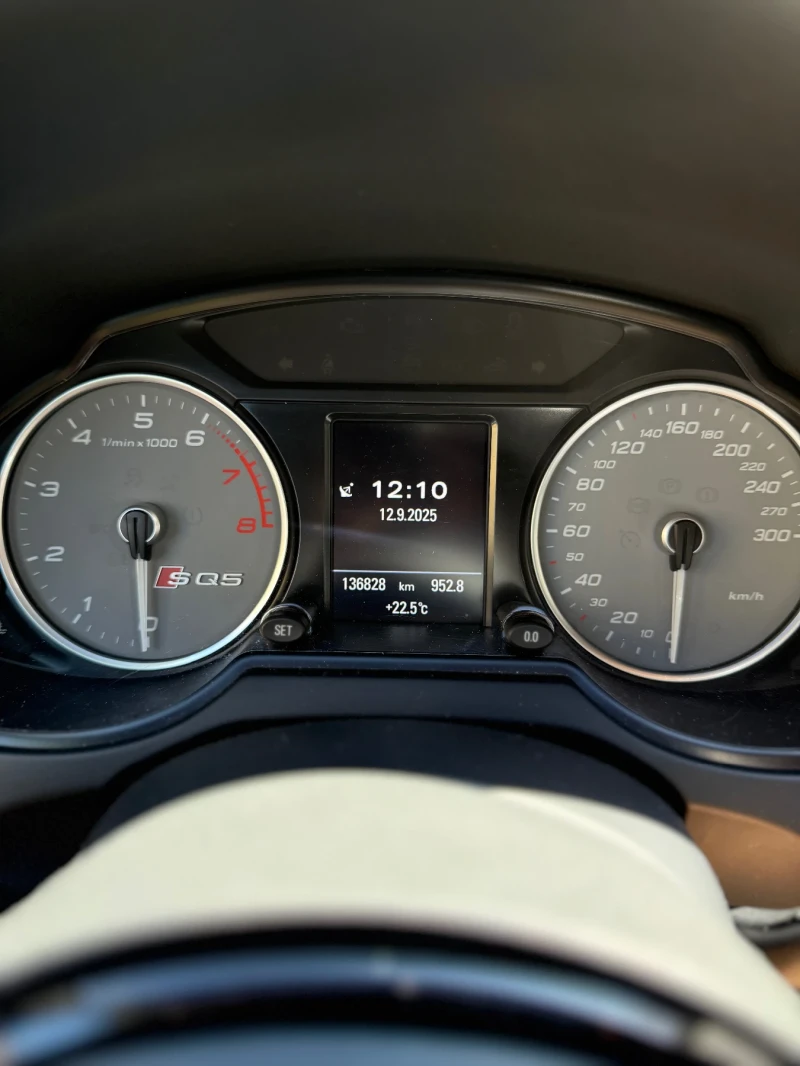 Audi SQ5 Technik, снимка 7 - Автомобили и джипове - 51690152