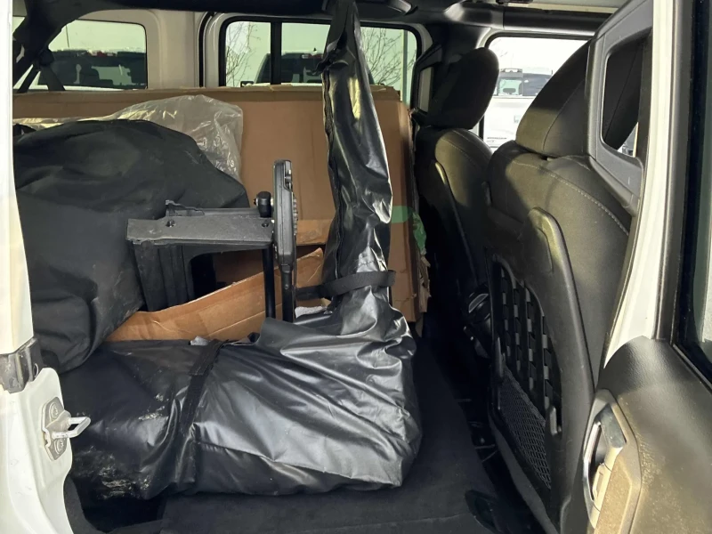 Jeep Wrangler RUBICON/NAVI/ЛЕБЕДКА, снимка 13 - Автомобили и джипове - 53236062