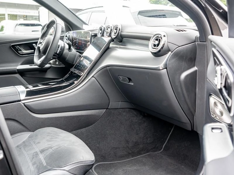 Mercedes-Benz GLC 450d* AMG* BURM* 360 CAM* KEYLESS* CARPLAY* , снимка 13 - Автомобили и джипове - 51294809