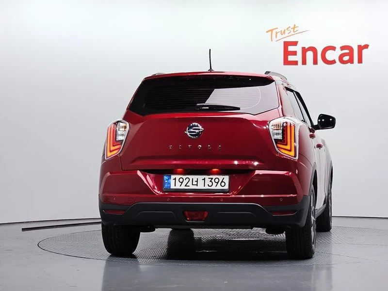 SsangYong Tivoli 1.5 175950 Automatic, снимка 4 - Автомобили и джипове - 55749519