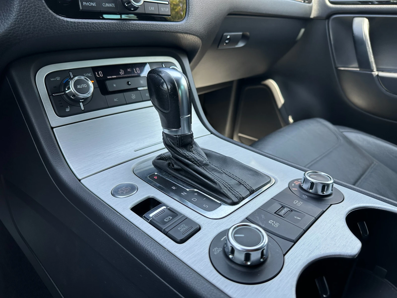 VW Touareg 4.2d 340 .. | Mobile.bg   13