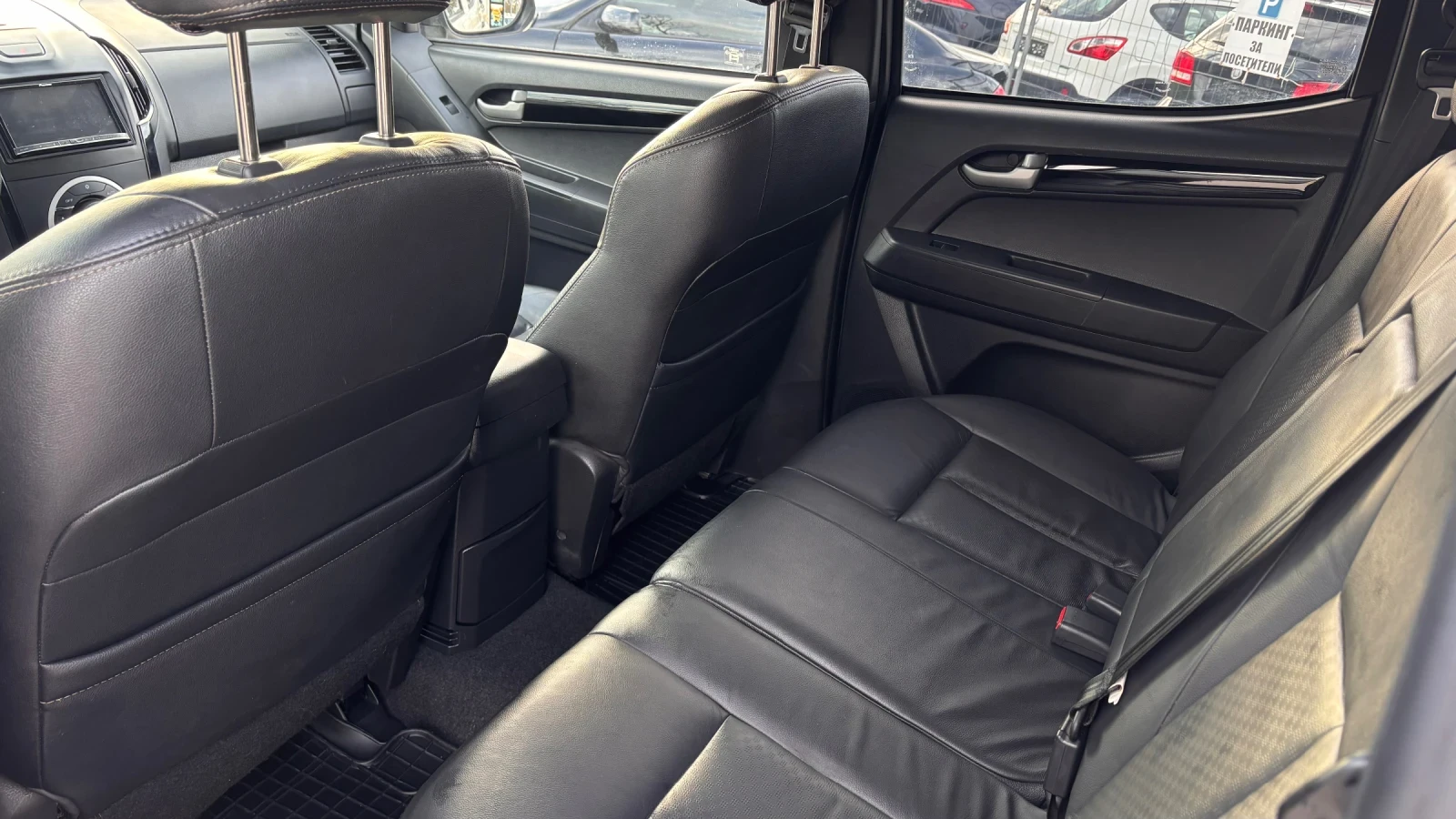 Isuzu D-max Автомат 4х4 Нов внос от Германия, снимка 6 - Автомобили и джипове - 54129626