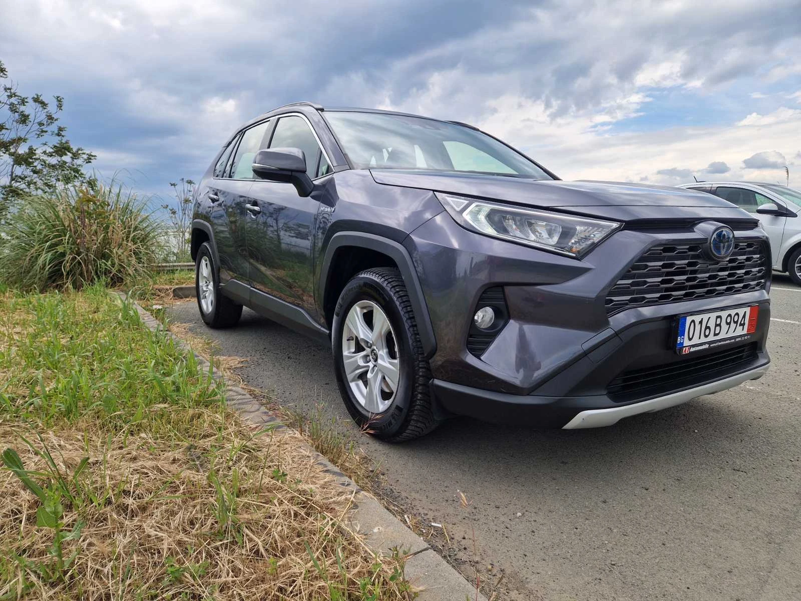 Toyota Rav4 2.5 Hybrid 4x2, снимка 3 - Автомобили и джипове - 54628345