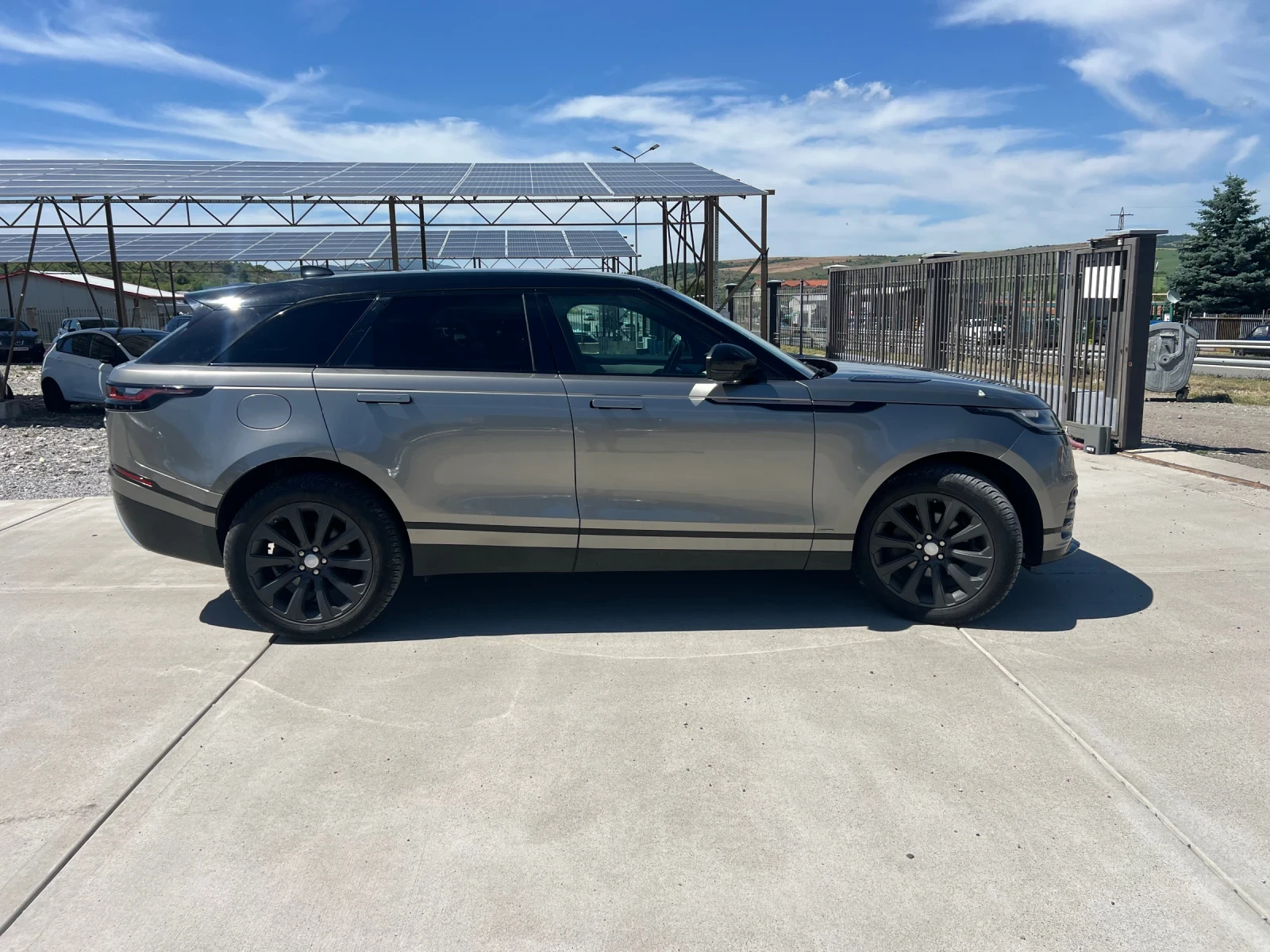 Land Rover Range Rover Velar 2.0d R-dynamic, снимка 7 - Автомобили и джипове - 54759107