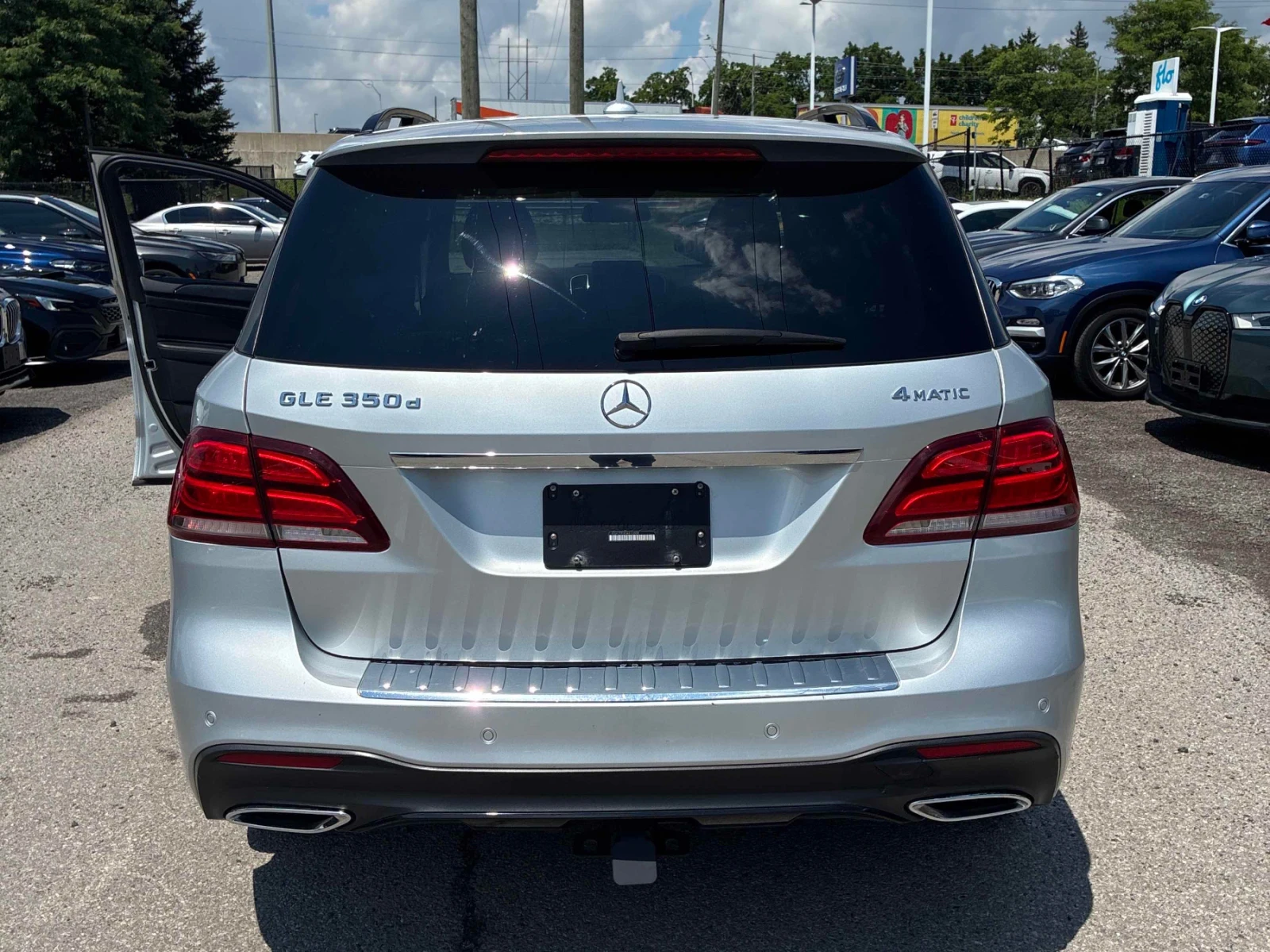 Mercedes-Benz GLE 350 Bluetec* AMG* 4Matic* Панорама* Harman Kardon* 360, снимка 4 - Автомобили и джипове - 55242482