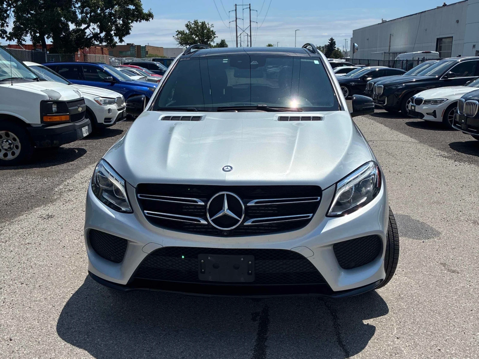 Mercedes-Benz GLE 350 Bluetec* AMG* 4Matic* Панорама* Harman Kardon* 360, снимка 2 - Автомобили и джипове - 55242482