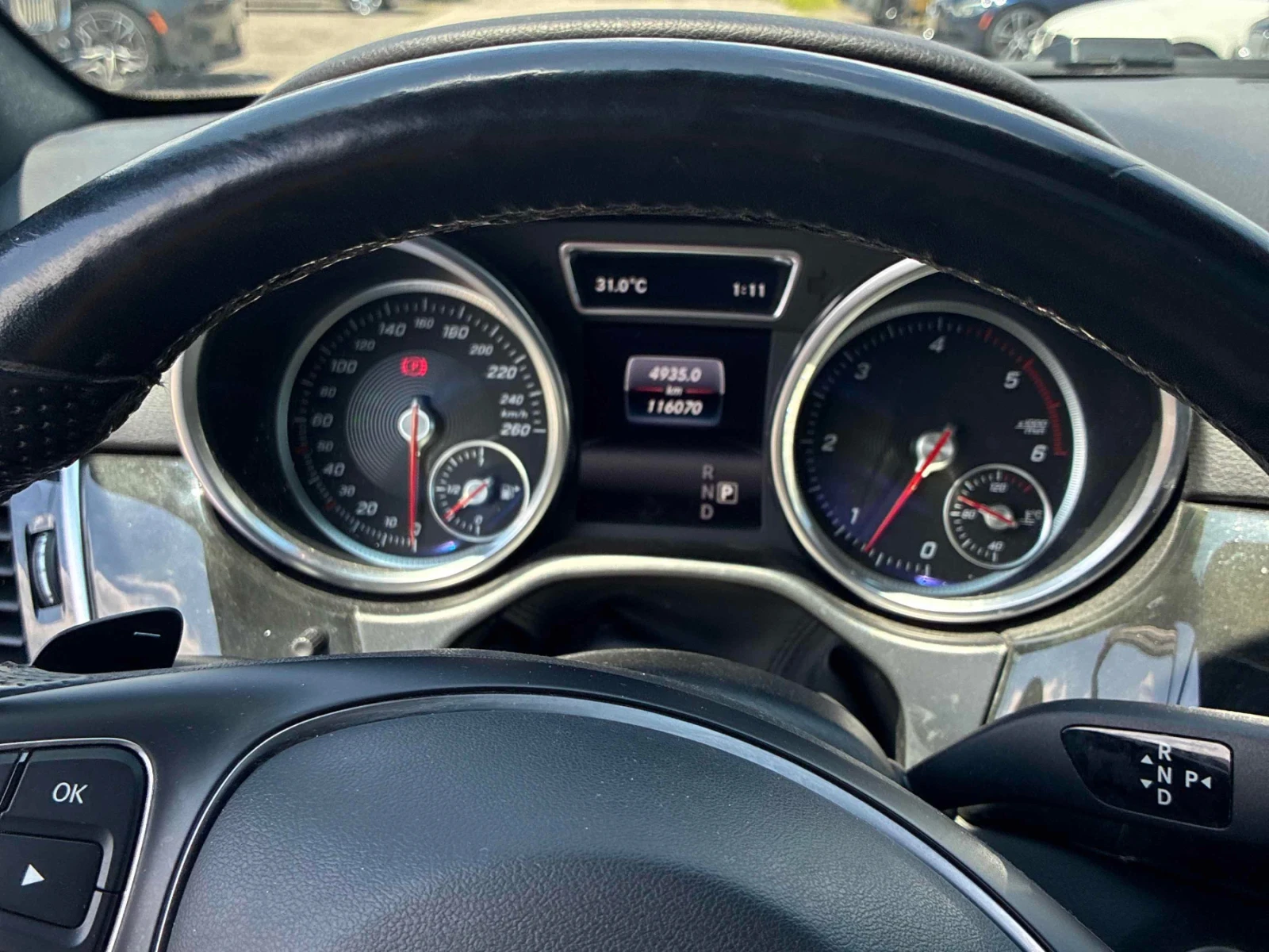 Mercedes-Benz GLE 350 Bluetec* AMG* 4Matic* Панорама* Harman Kardon* 360, снимка 10 - Автомобили и джипове - 55242482