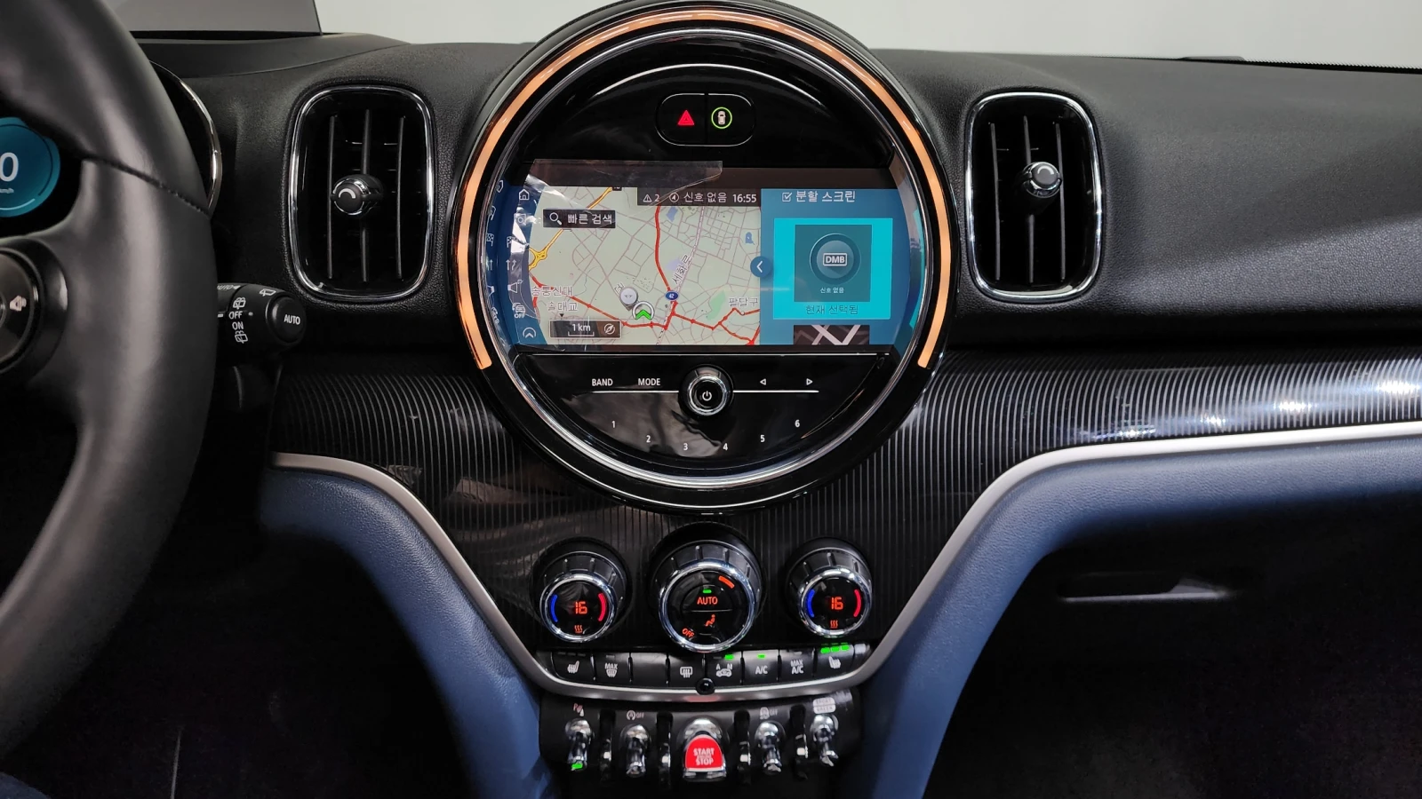 Mini Countryman HUD* ЕЛ. БАГАЖНИК* ПОДГРЕВ ВОЛАН* ЛЮК* КРАЙНА ЦЕНА, снимка 13 - Автомобили и джипове - 55318884