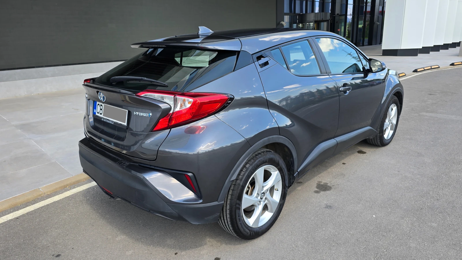 Toyota C-HR, снимка 7 - Автомобили и джипове - 55544669
