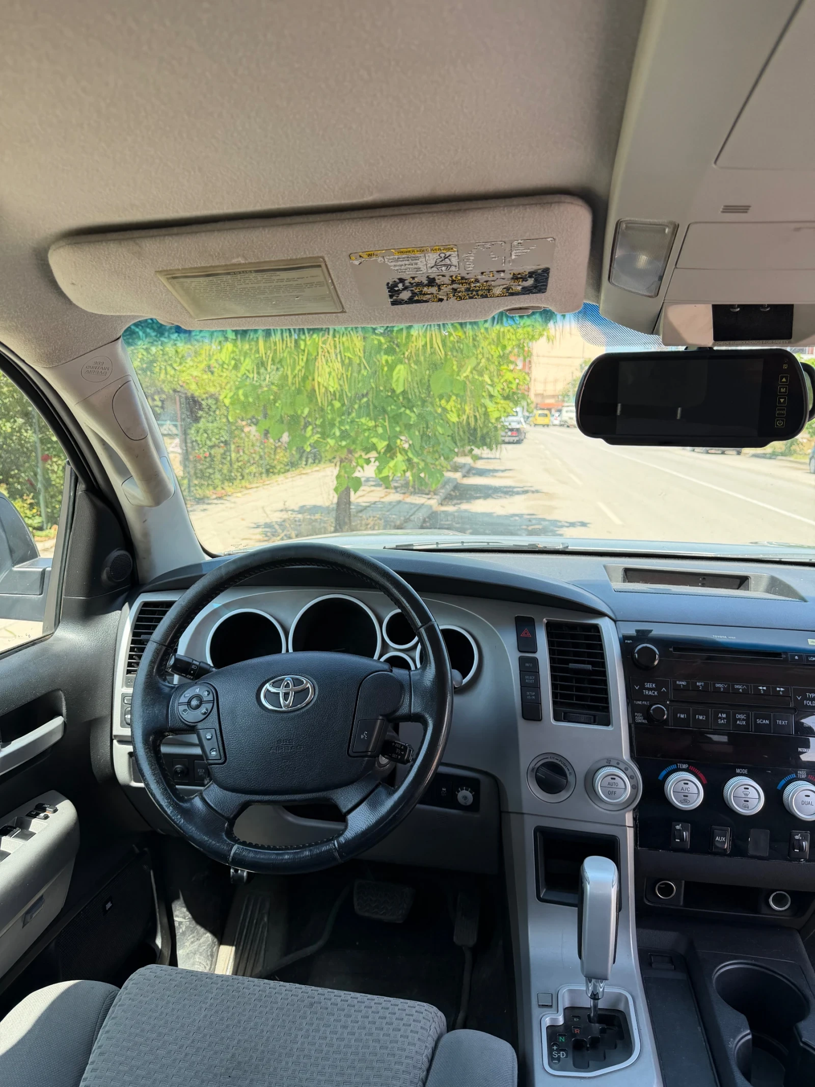 Toyota Tundra 5.7 LPG Limited, снимка 13 - Автомобили и джипове - 55577401