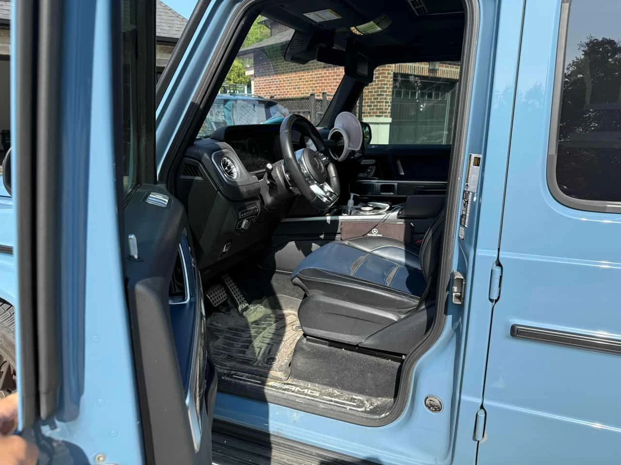 Mercedes-Benz G 63 AMG  * АВТОКРЕДИТ БЕЗ ПЪРВОНАЧАЛНА ВНОСКА* , снимка 5 - Автомобили и джипове - 55670919