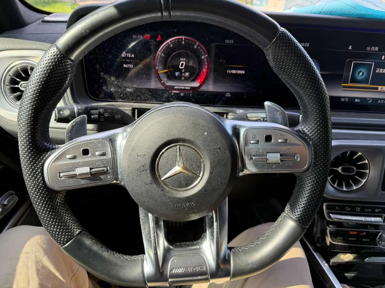 Mercedes-Benz G 63 AMG  * АВТОКРЕДИТ БЕЗ ПЪРВОНАЧАЛНА ВНОСКА* , снимка 8 - Автомобили и джипове - 55670919