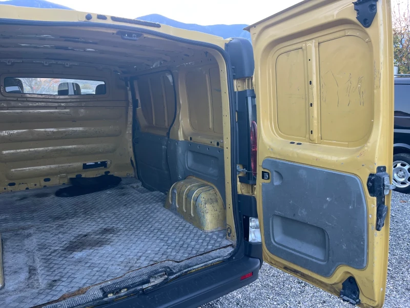 Renault Trafic 1.9DCI ВНОС ИТАЛИЯ, снимка 15 - Бусове и автобуси - 47899654