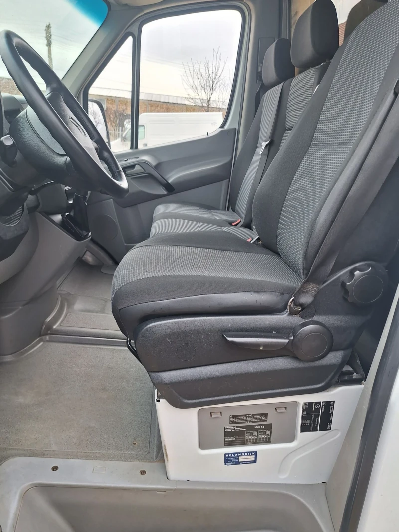Mercedes-Benz Sprinter 316- АВТОМАТИК ДОКАРАН НА ХОД.ПЪЛНА СЕРВИЗНА ИСТОР, снимка 13 - Бусове и автобуси - 53501229