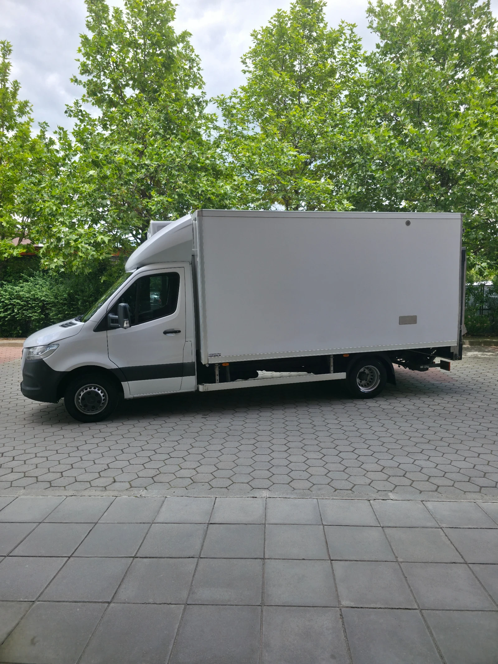 Mercedes-Benz Sprinter 2.2 cdi 516, снимка 3 - Бусове и автобуси - 54893099