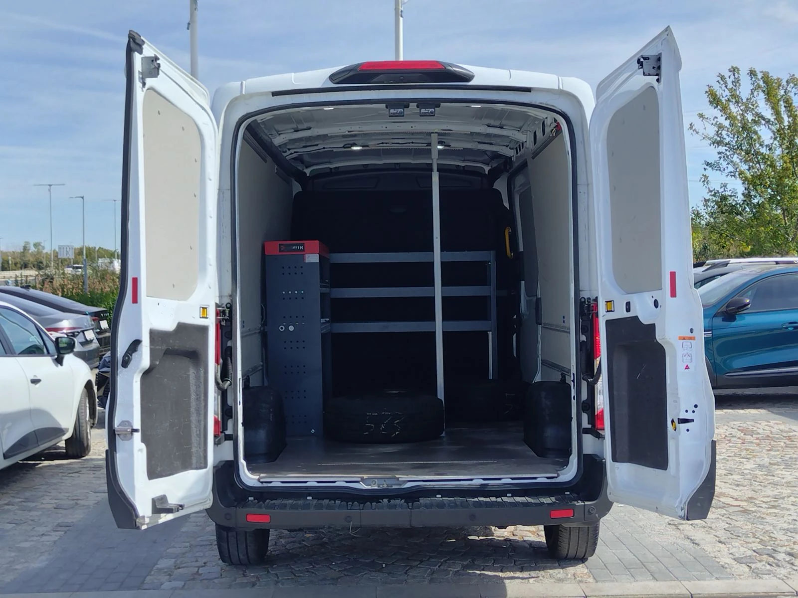 Ford Transit 350/2.0EcoBlue/130к.с./L3H2, снимка 16 - Бусове и автобуси - 56353342